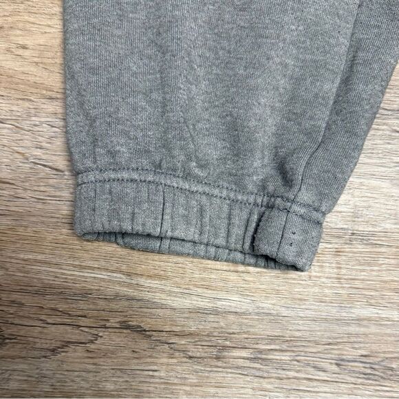 The North Face Men’s Charcoal Joggers - Picture 3 of 10